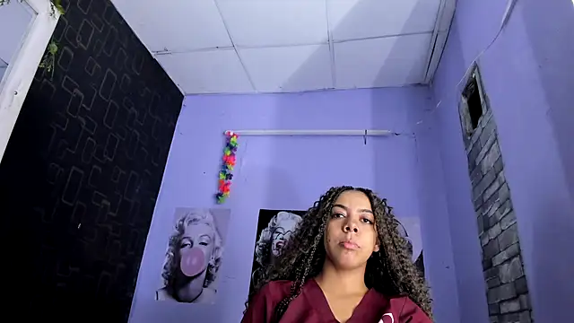 Alika01 online show from January 2025 01:33:02 PM