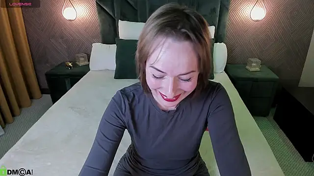 Jaqueline Richardson online show from November 2025 09:53:01 AM