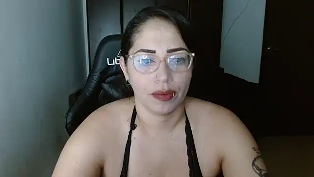 natashasmithe online show from February 2025 12:32:01 PM