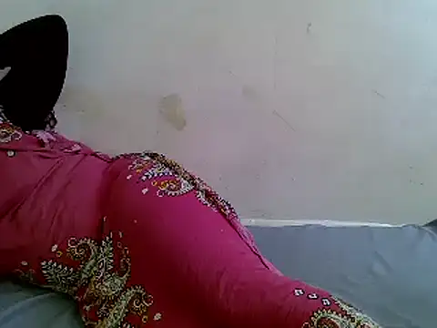 Crystal  Gee online show from December 2024 06:46:02 AM