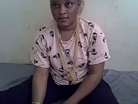 Crystal  Gee online show from January 2025 05:52:01 AM