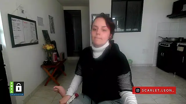 Scarletleon77 online show from March 2026 04:30:02 PM