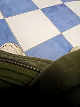 Snapshot of thesmiledoc chatting on February 2025 02:48:02 PM thesmiledoc online show from February 2025 02:48:02 PM