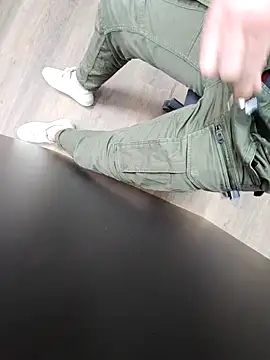 Snapshot of thesmiledoc chatting on March 2025 04:56:02 PM thesmiledoc online show from March 2025 04:56:02 PM