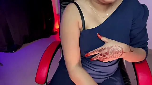 Snapshot of tigress_kashish chatting on January 2025 10:01:01 PM tigress kashish online show from January 2025 10:01:01 PM