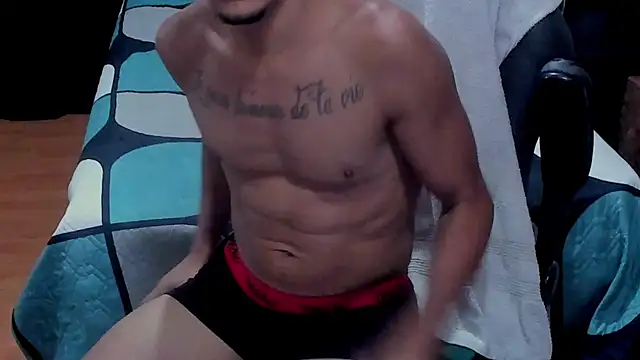 Snapshot of Brunocuttie94 chatting on July 2026 04:14:01 PM Brunocuttie94 online show from July 2026 04:14:01 PM