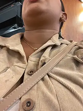 PUSHYLATE online show from February 2025 11:13:02 PM