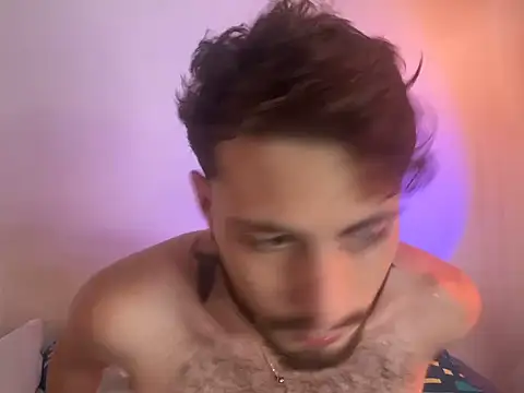 Snapshot of axel_giracr chatting on December 2024 08:14:02 PM axel giracr online show from December 2024 08:14:02 PM