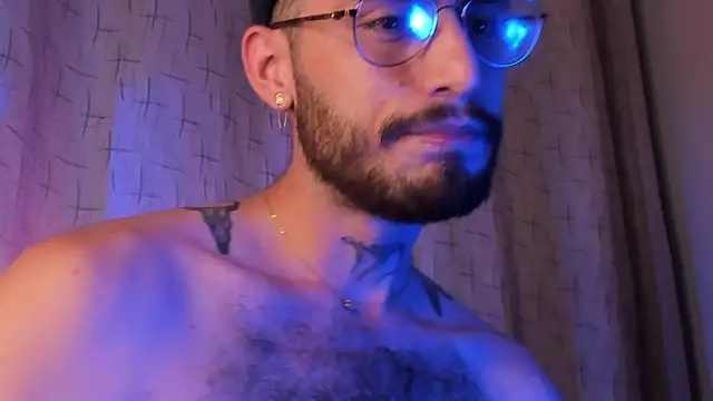 Snapshot of axel_giracr chatting on January 2025 11:39:02 PM axel giracr online show from January 2025 11:39:02 PM