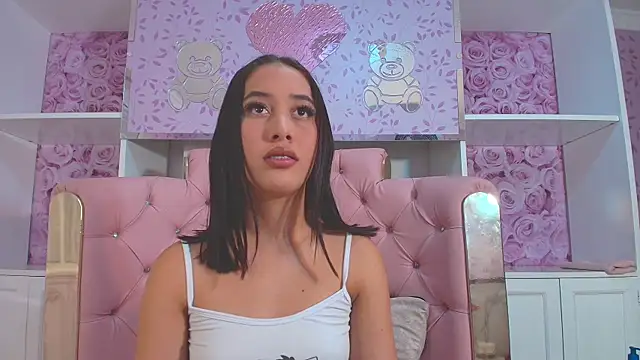 Snapshot of valentina_cortes72 chatting on February 2025 11:34:02 AM valentina cortes72 online show from February 2025 11:34:02 AM