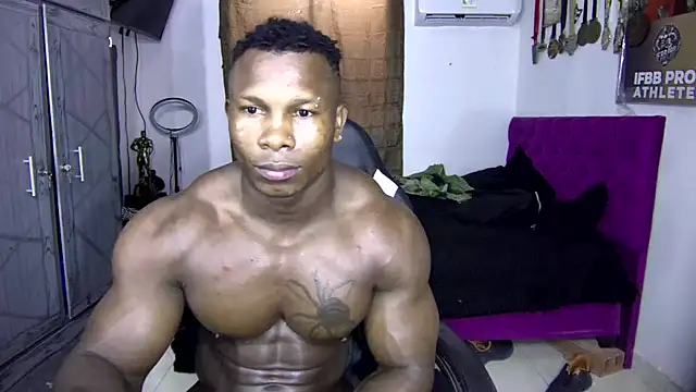 Snapshot of MedellinBlackx chatting on November 2025 04:14:02 PM MedellinBlackx online show from November 2025 04:14:02 PM