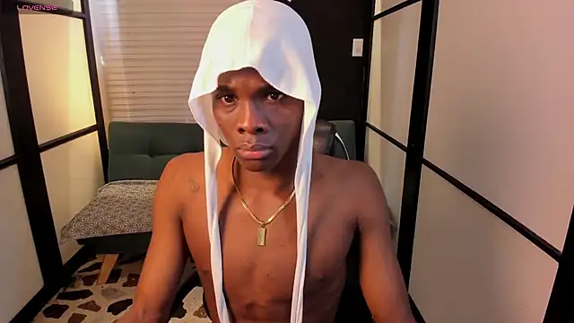 JacksonMuller  online show from November 2025 01:33:02 PM