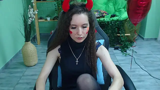 Miss Barbara  online show from February 2025 10:25:01 PM