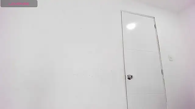 CurvyViolet online show from December 2024 11:54:02 AM