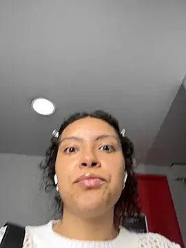 Nathcurly  online show from December 2024 03:05:02 AM