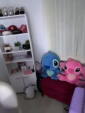 misslollipop04 online show from September 2025 03:32:02 AM