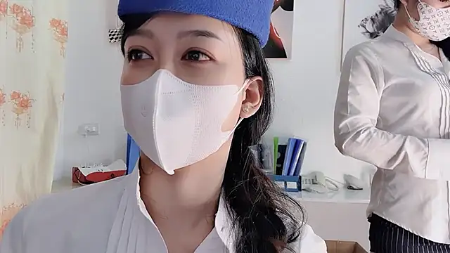 Mono-Stewardesss online show from February 2026 04:43:01 PM