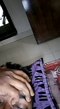 Snapshot of findmemylove chatting on January 2025 08:04:01 PM findmemylove online show from January 2025 08:04:01 PM
