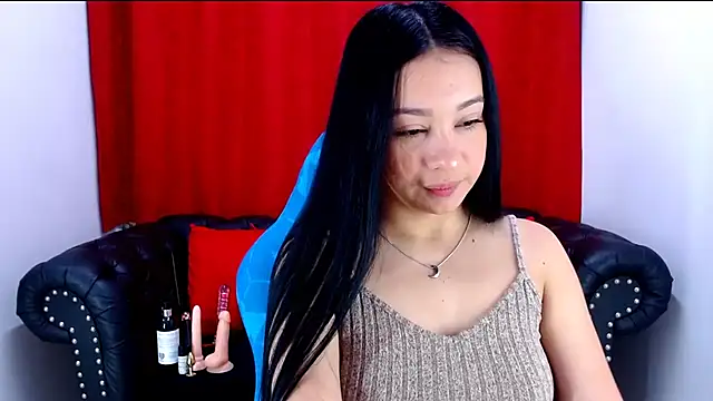 Lila Pinky online show from January 2025 02:05:01 PM