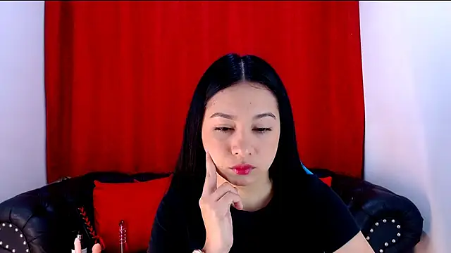 Lila Pinky online show from January 2025 01:47:01 PM