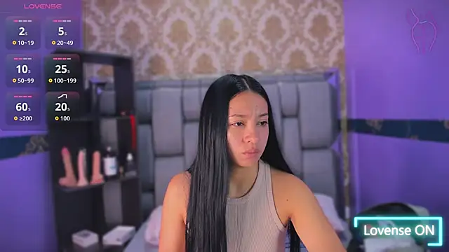 Lila Pinky online show from October 2025 12:13:02 PM