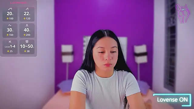 Lila Pinky online show from November 2025 12:05:01 PM