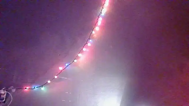 Snapshot of SmokingAcess chatting on December 2024 11:40:02 AM SmokingAcess online show from December 2024 11:40:02 AM