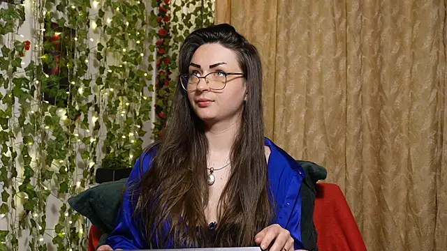Snapshot of NaughtYHomemadE chatting on May 2026 06:25:01 PM NaughtYHomemadE online show from May 2026 06:25:01 PM