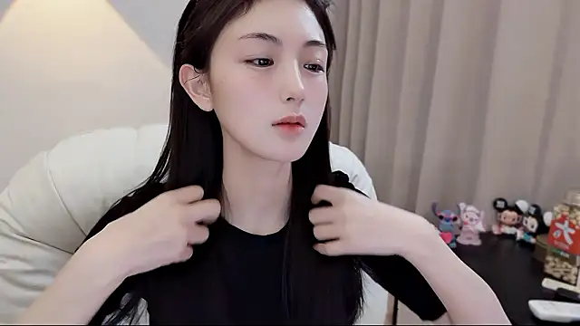 Snapshot of SHUIshui_ chatting on February 2026 11:31:02 AM SHUIshui online show from February 2026 11:31:02 AM