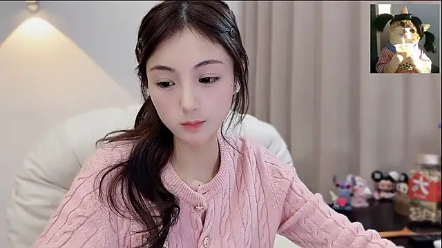 Snapshot of SHUIshui_ chatting on February 2026 01:28:01 PM SHUIshui online show from February 2026 01:28:01 PM