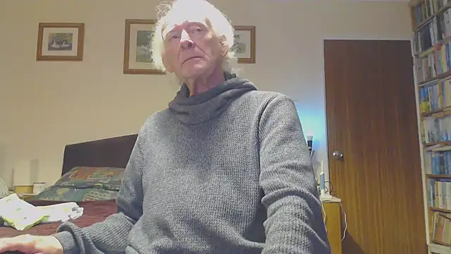 WaverlyKernow online show from December 2024 08:29:01 PM