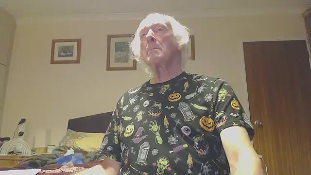 WaverlyKernow online show from January 2025 09:26:02 AM