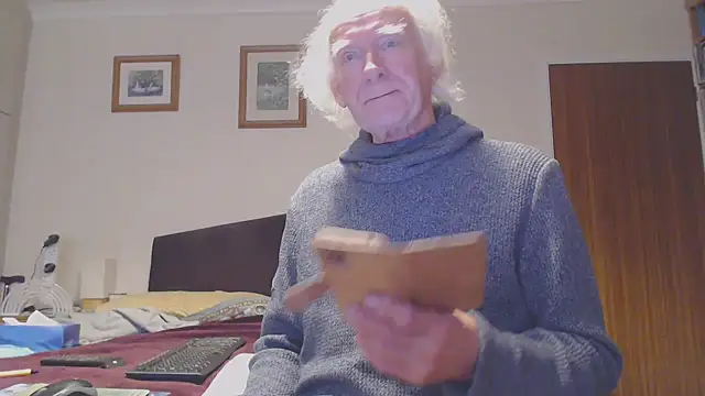 WaverlyKernow online show from January 2025 10:11:02 AM