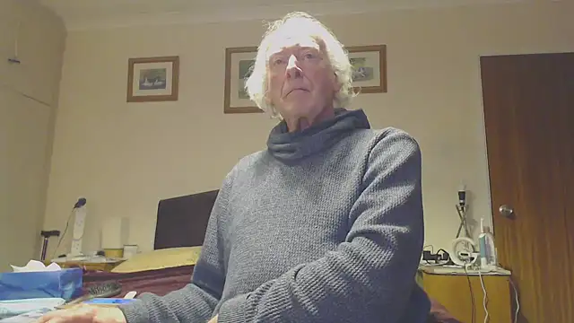 WaverlyKernow online show from January 2025 08:07:02 AM