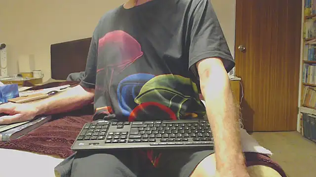 WaverlyKernow online show from January 2025 04:30:02 PM