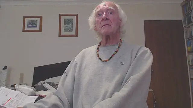 WaverlyKernow online show from February 2025 12:16:01 PM