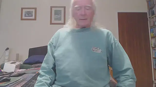 WaverlyKernow online show from April 2026 02:24:01 PM