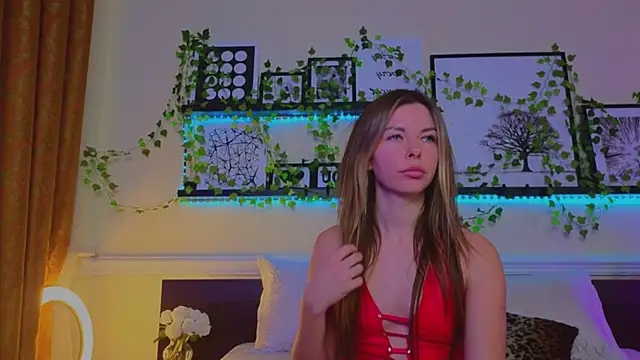 Real Tini online show from January 2025 01:49:02 PM