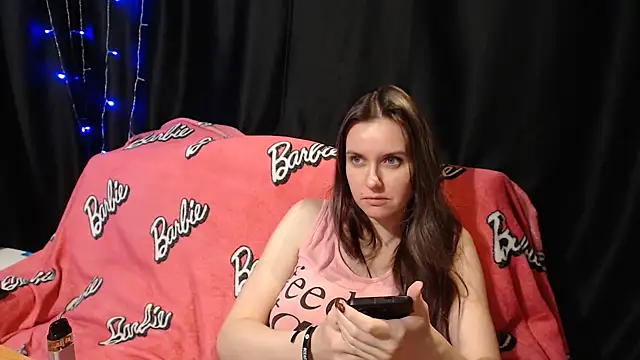 Snapshot of Milana69 chatting on October 2025 07:02:01 PM Milana69 online show from October 2025 07:02:01 PM