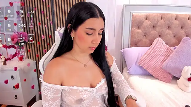 Charlotte Shelby online show from February 2025 03:05:02 PM