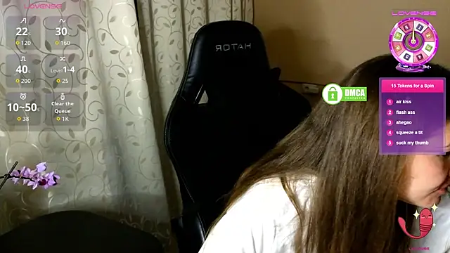Snapshot of mag1c_eyes1 chatting on May 2026 07:10:02 PM mag1c eyes1 online show from May 2026 07:10:02 PM