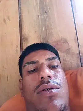 fernandes v online show from December 2024 04:35:02 PM