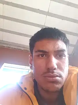 fernandes v online show from December 2024 07:51:01 PM