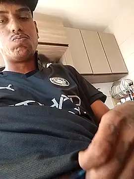 fernandes v online show from April 2026 12:50:01 PM