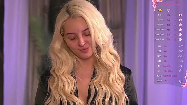 VictoriaMorrone online show from February 2025 08:03:01 PM