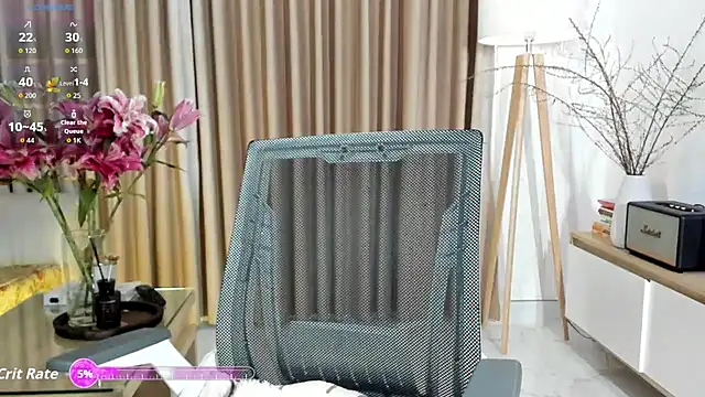  Joliie  online show from February 2026 07:40:01 AM