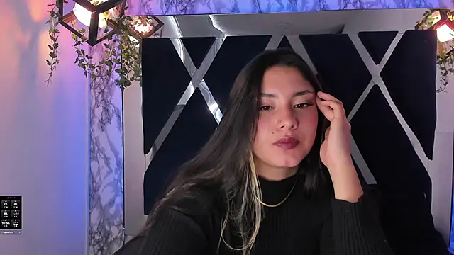 Snapshot of Lia_14_ chatting on January 2025 02:46:01 PM Lia 14 online show from January 2025 02:46:01 PM