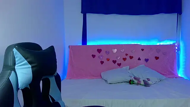 Snapshot of Lia_14_ chatting on February 2025 11:33:01 AM Lia 14 online show from February 2025 11:33:01 AM