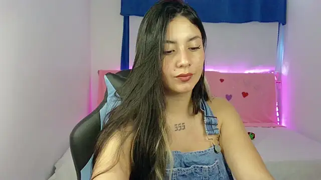 Snapshot of Lia_14_ chatting on February 2025 07:49:02 PM Lia 14 online show from February 2025 07:49:02 PM
