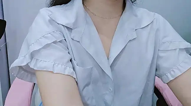 Kemmy babe20 online show from December 2024 04:06:01 PM